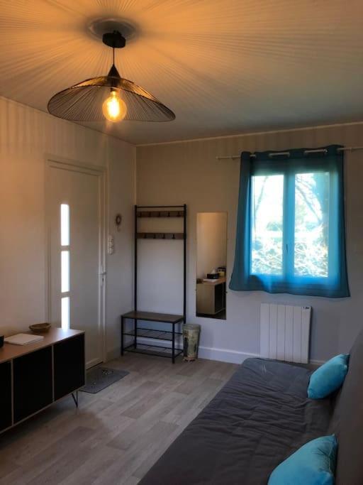Charmant Gite En Perigord Vert Douchapt ภายนอก รูปภาพ